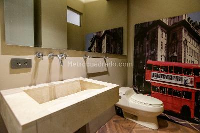 Apartamento de 2 alcobas en venta en Chico Norte, Bogotá, 145 m² · foto 11 de 20