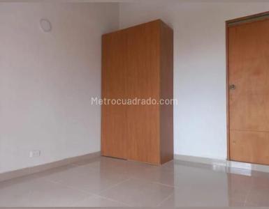 Casa de 4 alcobas en venta en Linda Granja, Rionegro, 130 m² · foto 13 de 20
