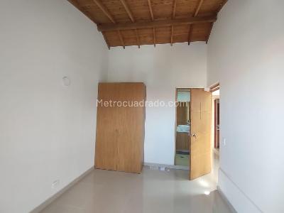 Casa de 4 alcobas en venta en Linda Granja, Rionegro, 130 m² · foto 15 de 20