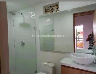 Casa de 4 alcobas en venta en Linda Granja, Rionegro, 130 m² · foto 7 de 20