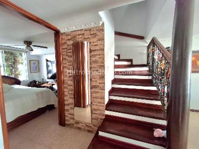 Casa de 4 alcobas en venta en Belen Loma De Los Bernal, Medellín, 160 m² · foto 18 de 20