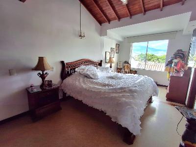 Casa de 4 alcobas en venta en Belen Loma De Los Bernal, Medellín, 160 m² · foto 12 de 20