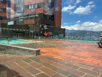 Apartaestudio en venta en El Poblado Las Palmas, Medellín, 57 m² · foto 13 de 20