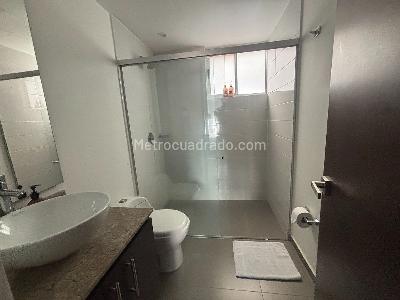 Apartaestudio en venta en El Poblado Las Palmas, Medellín, 57 m² · foto 10 de 20
