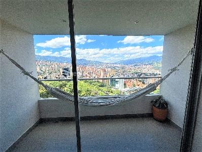 Apartaestudio en venta en El Poblado Las Palmas, Medellín, 57 m² · foto 6 de 20