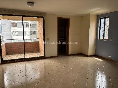Apartamento de 3 alcobas en venta en El Poblado Castropol, Medellín, 230 m² · foto 4 de 20