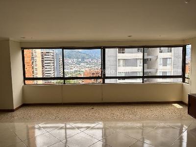 Apartamento de 3 alcobas en venta en El Poblado Castropol, Medellín, 230 m² · foto 3 de 20