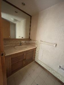 Apartamento de 3 alcobas en venta en El Poblado Castropol, Medellín, 230 m² · foto 18 de 20