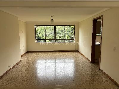 Apartamento de 3 alcobas en venta en El Poblado Castropol, Medellín, 230 m² · foto 6 de 20