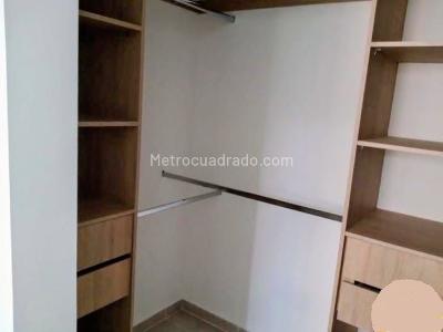 Apartamento de 3 alcobas en venta en Oceana, Bello, 83 m² · foto 6 de 20