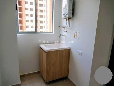 Apartamento de 3 alcobas en venta en Oceana, Bello, 83 m² · foto 10 de 20