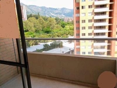 Apartamento de 3 alcobas en venta en Oceana, Bello, 83 m² · foto 3 de 20