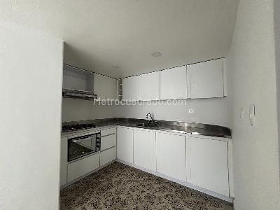 Apartamento de 4 alcobas en venta en Laureles, Medellín, 125 m² · foto 7 de 20