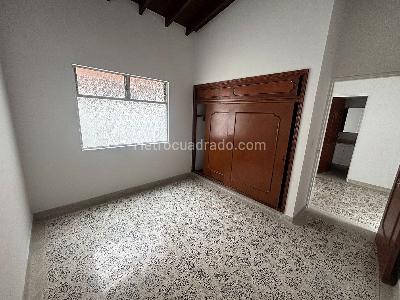 Apartamento de 4 alcobas en venta en Laureles, Medellín, 125 m² · foto 3 de 20