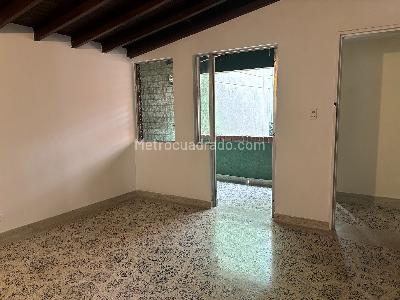 Apartamento de 4 alcobas en venta en Laureles, Medellín, 125 m² · foto 2 de 20