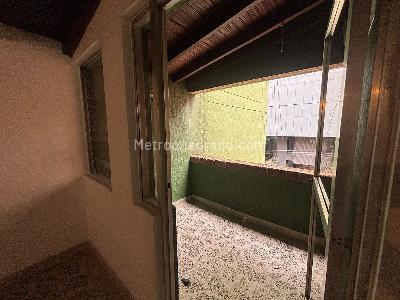 Apartamento de 4 alcobas en venta en Laureles, Medellín, 125 m² · foto 4 de 20