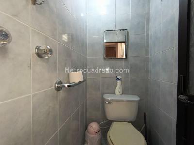 Casa de 5 alcobas en venta en Prado Centro, Medellín, 230 m² · foto 11 de 20
