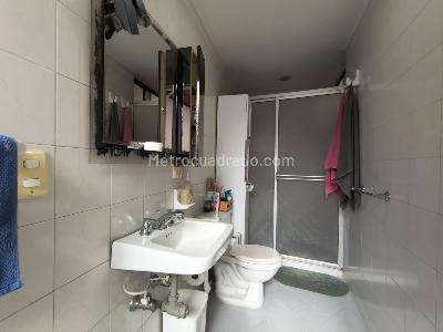 Casa de 5 alcobas en venta en Prado Centro, Medellín, 230 m² · foto 12 de 20