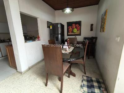 Casa de 5 alcobas en venta en Prado Centro, Medellín, 230 m² · foto 7 de 20