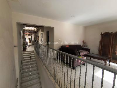 Casa de 5 alcobas en venta en Prado Centro, Medellín, 230 m² · foto 16 de 20