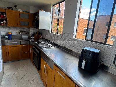 Apartamento de 3 alcobas en venta en El Diamante, Medellín, 138 m² · foto 17 de 20