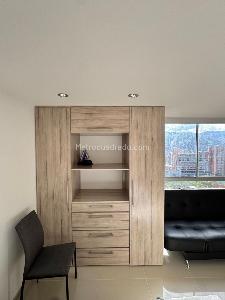 Apartaestudio en venta en El Poblado, Medellín, 30 m² · foto 10 de 20