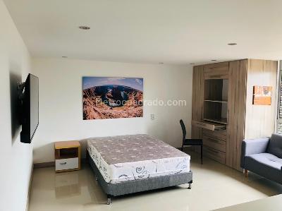 Apartaestudio en venta en El Poblado, Medellín, 30 m² · foto 14 de 20