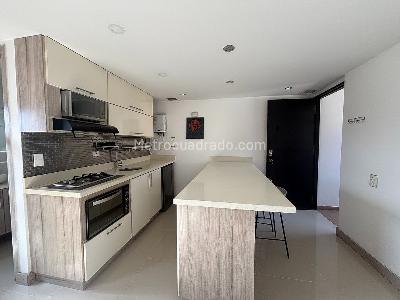 Apartaestudio en venta en El Poblado, Medellín, 30 m² · foto 16 de 20