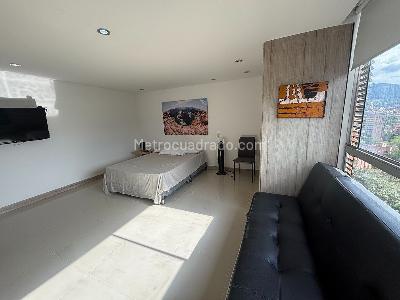 Apartaestudio en venta en El Poblado, Medellín, 30 m² · foto 6 de 20