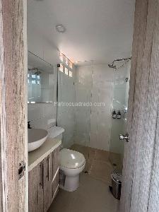 Apartaestudio en venta en El Poblado, Medellín, 30 m² · foto 8 de 20