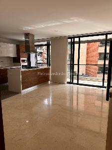 photo-16705-M5809889