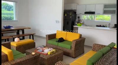 Casa de 4 alcobas en venta en Flandes, Girardot, 165 m² · foto 4 de 20