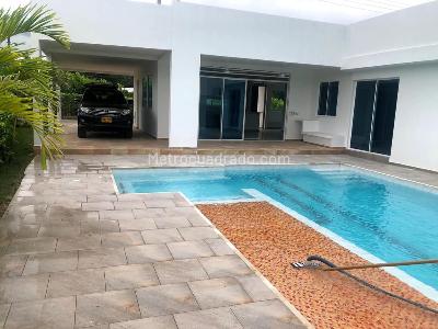 Casa de 4 alcobas en venta en Flandes, Girardot, 165 m² · foto 2 de 20