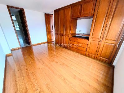 Apartamento de 1 alcoba en venta en Santa Barbara, Bogotá, 60 m² · foto 14 de 16