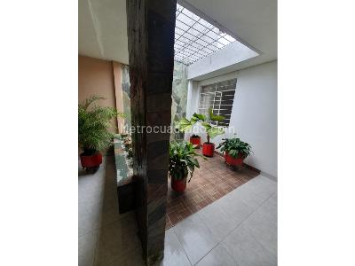 Casa de 5 alcobas en venta en El Bosque, Cali, 250 m² · foto 11 de 20