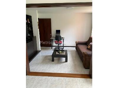 Apartamento de 2 alcobas en venta en Cristales, Cali, 106 m² · foto 7 de 8