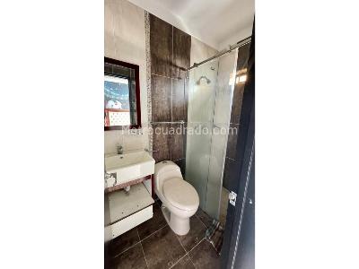 Casa de 5 alcobas en venta en Ciudad 2000, Cali, 141 m² · foto 9 de 12