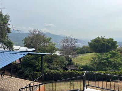 Casa de 5 alcobas en venta en La Reforma, Cali, 1400 m² · foto 2 de 20