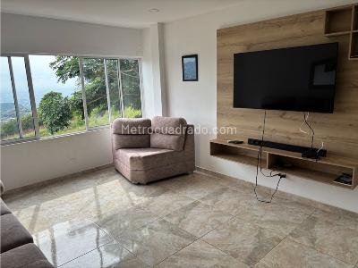 Casa de 5 alcobas en venta en La Reforma, Cali, 1400 m² · foto 12 de 20