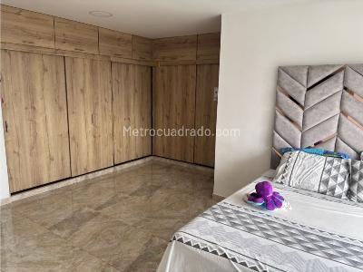 Casa de 5 alcobas en venta en La Reforma, Cali, 1400 m² · foto 15 de 20
