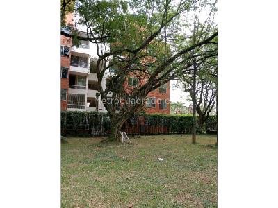 Apartamento de 4 alcobas en venta en La Hacienda, Cali, 121 m² · foto 19 de 20