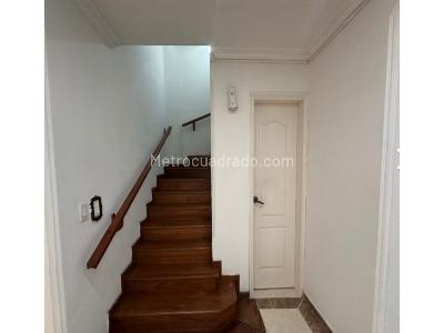 Casa de 5 alcobas en venta en Santa Anita, Cali, 250 m² · foto 8 de 14