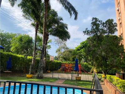 Apartamento de 4 alcobas en venta en El Ingenio, Cali, 93 m² · foto 13 de 16