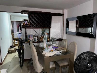 Casa de 5 alcobas en venta en Ciudad 2000, Cali, 275 m² · foto 3 de 19