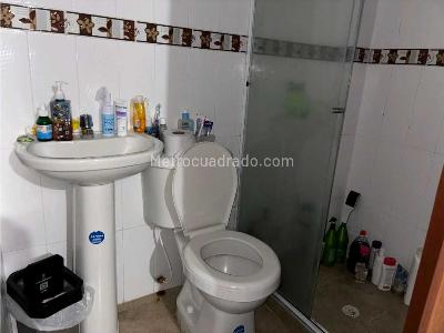 Casa de 5 alcobas en venta en Ciudad 2000, Cali, 275 m² · foto 10 de 19