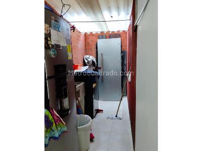 Apartamento de 2 alcobas en venta en Melendez, Cali, 48 m² · foto 2 de 5