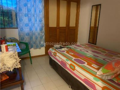 Casa de 3 alcobas en venta en Guadalupe, Cali, 100 m² · foto 10 de 16