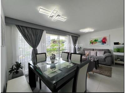 Apartamento de 3 alcobas en venta en Valle Del Lili, Cali, 97 m² · foto 2 de 14