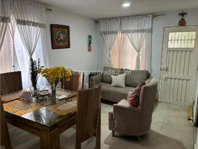 Casa de 5 alcobas en venta en Ciudadela Comfandi, Cali, 120 m² · foto 2 de 20