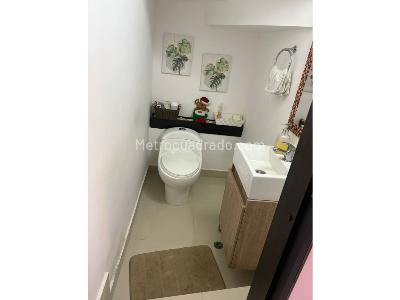 Casa de 3 alcobas en venta en Altos De Guadalupe, Cali, 156 m² · foto 8 de 20